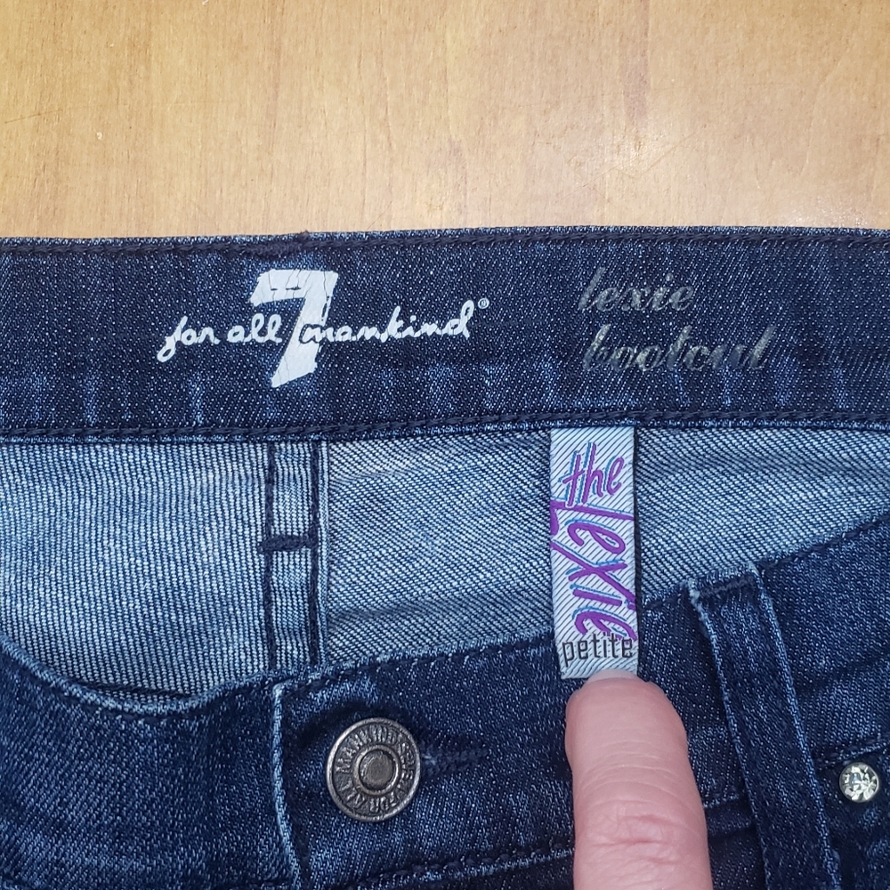 7 For All Mankind Lexie Petite Bootcut w/ Textured Squiggle in Archer Heights 31